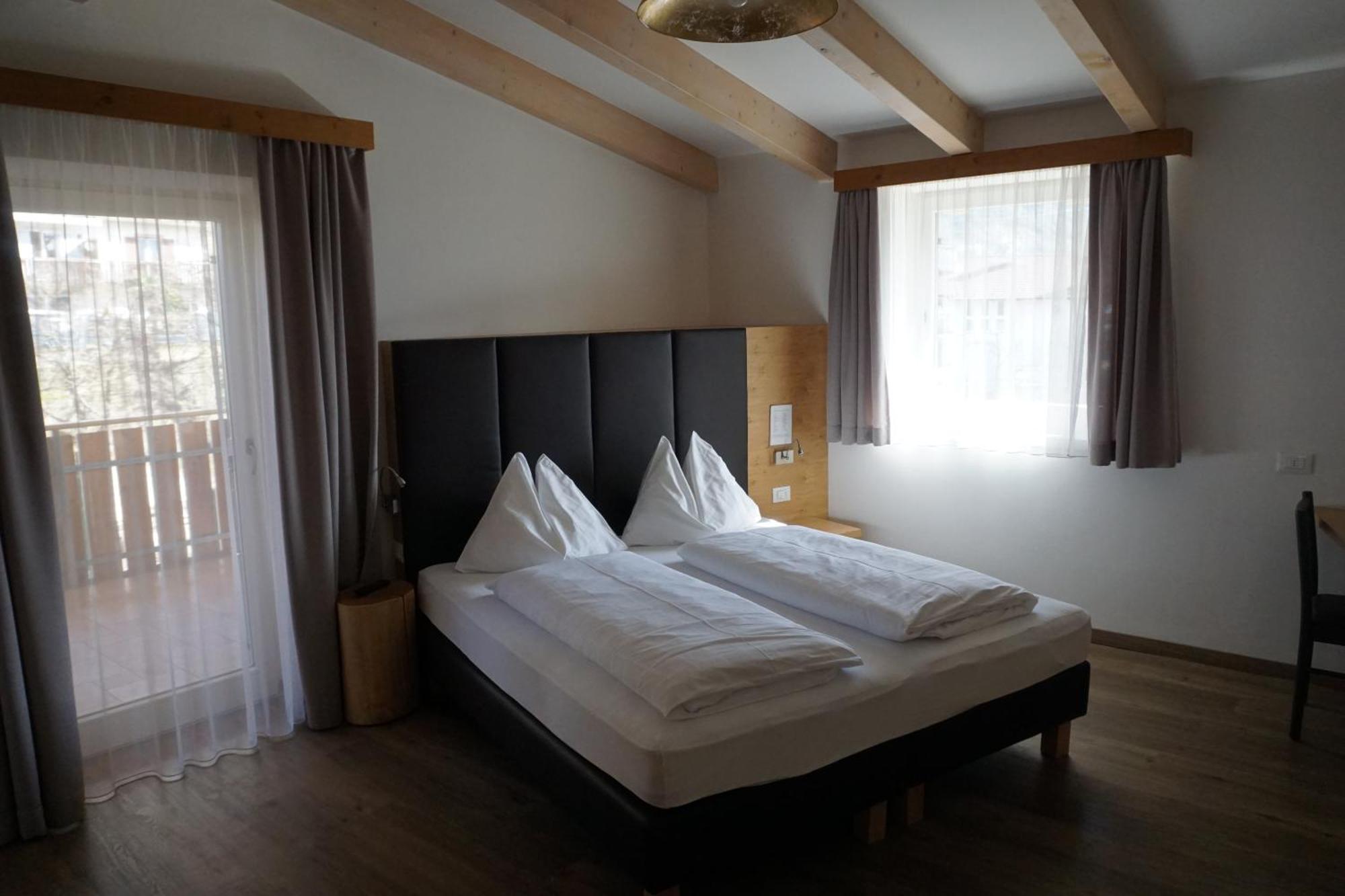 Guesthouse Dolomiten Энья Экстерьер фото